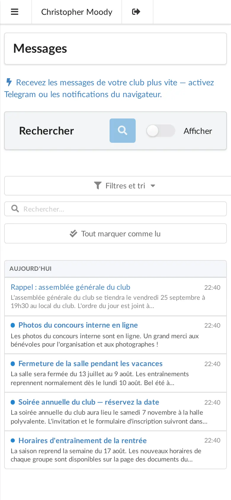 La boîte de réception du club sur un téléphone
